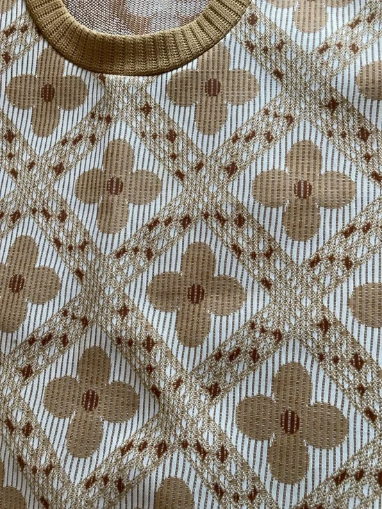 VTG 70s Classic Floral Knit Sleeveless Sweater Vest - Beige - Picture 4 of 7